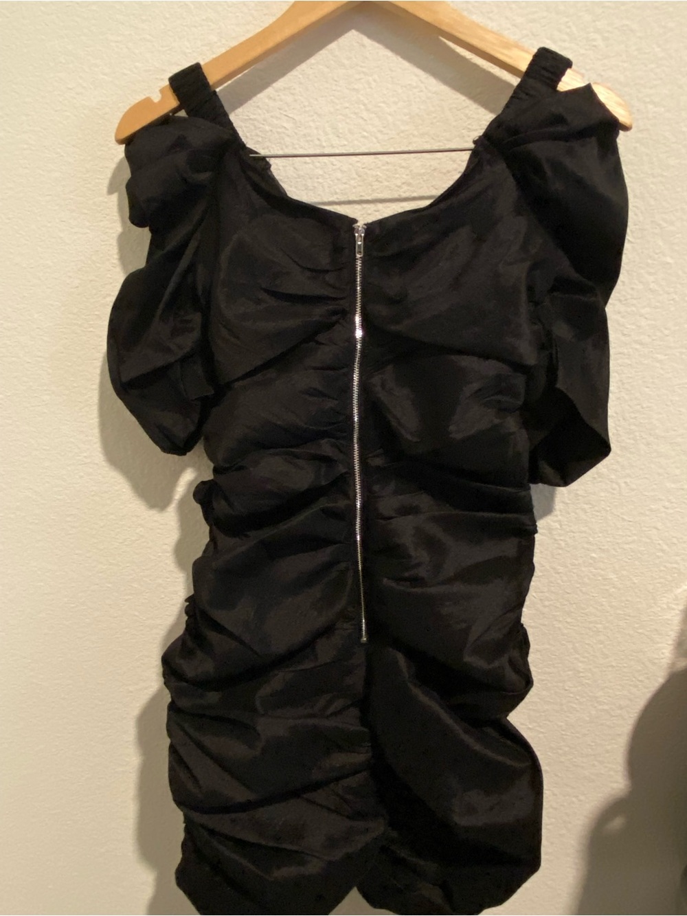 Lulu's Black Dress with Branded Label - Picture 3 of 5